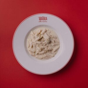 Maccheroni 4 formaggi e pepe nero